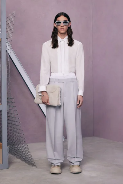 Look 5